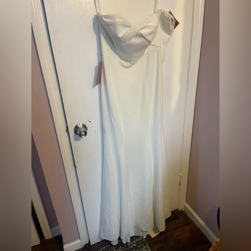 New With Tags! Watters and Watters strapless wedding gown